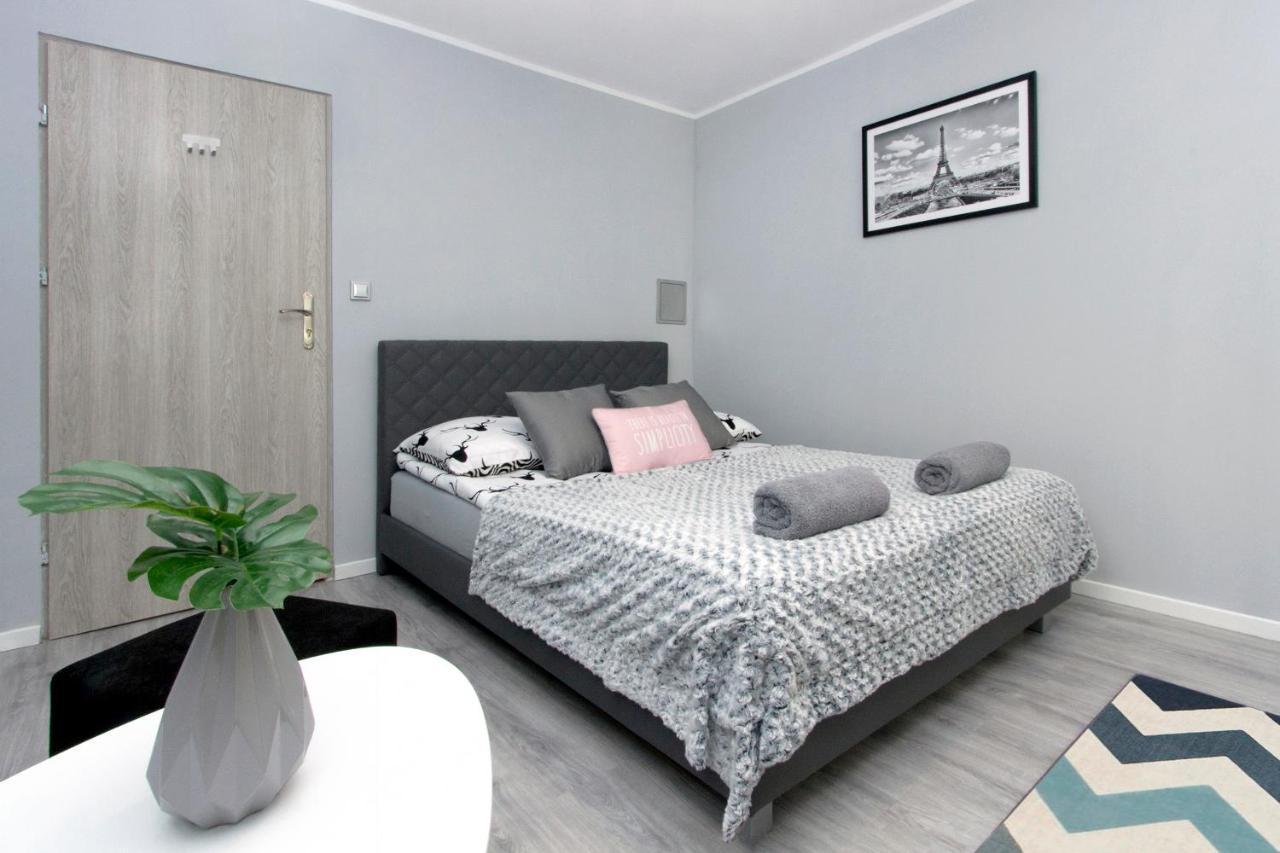 Clicktheflat Hoza Street Apart Rooms Warsaw Exterior photo