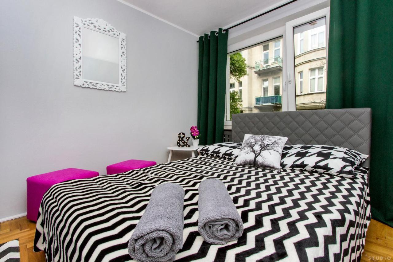 Clicktheflat Hoza Street Apart Rooms Warsaw Exterior photo